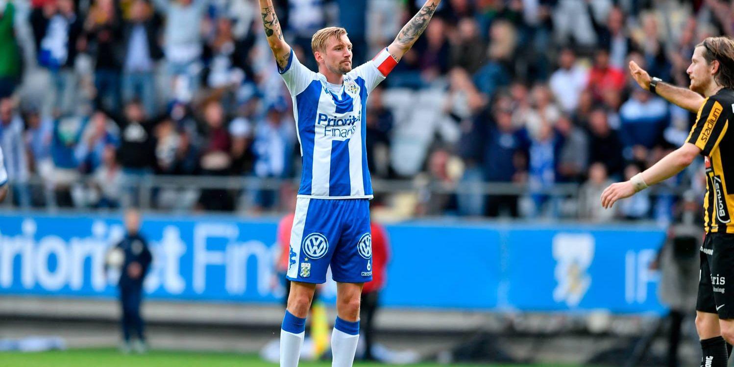 Sebastian Eriksson gjode 1–0 för IFK Göteborg, men låg sedan bakom även Häckens kvitteringsmål.