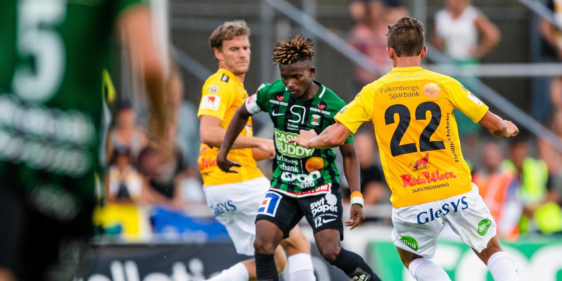 För knappt två år sedan spelades den senaste tävlingsmatchen mellan Varbergs Bois och Falkenbergs FF. Då vann Falkenberg med 3-0, efter bland annat två mål av John Björkengren (22).