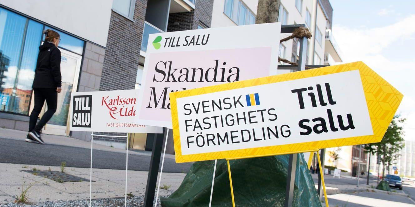 Utbudet på bostäder fortsätter att öka, men många tror på ljusare tider på bostadsmarknaden enligt en undersökning från Hemnet. Arkivbild.