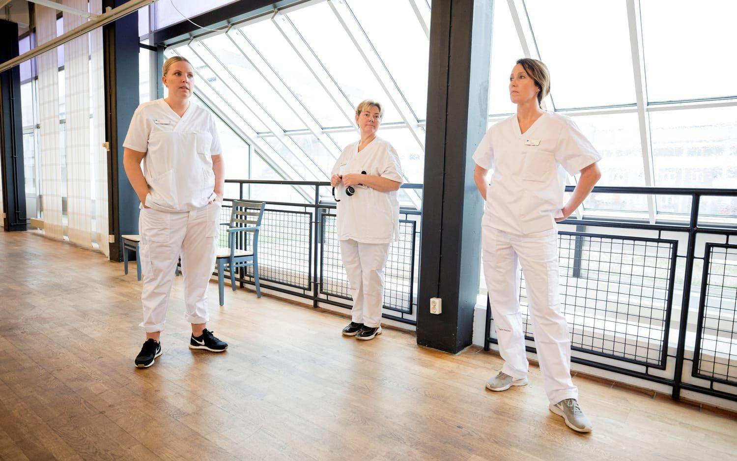 Sofie Persson, Susanne Svensson och Jenny Eriksson jobbar på vaccinationslokalen.