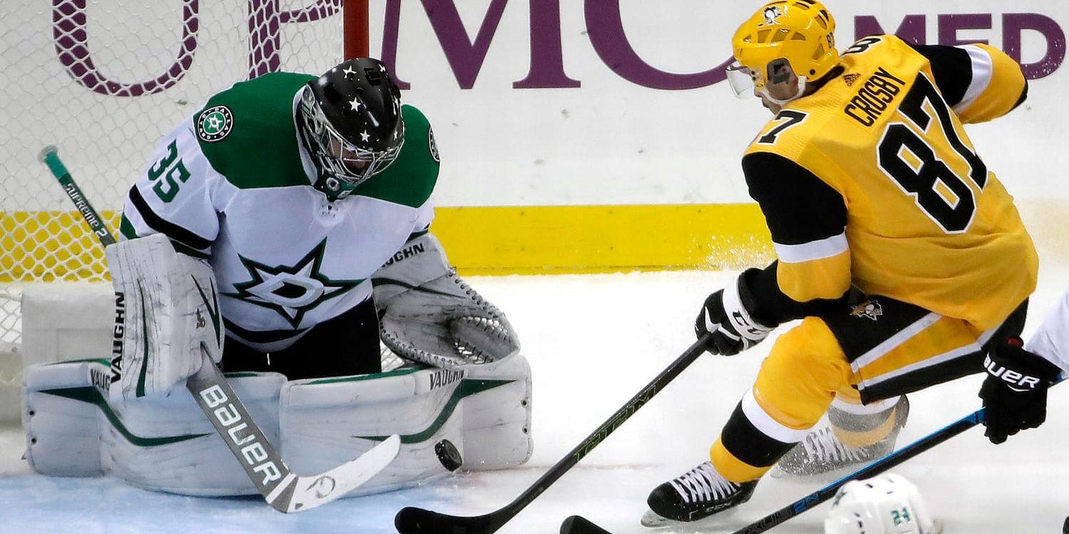 Pittsburghs Sidney Crosby tog vara på en retur och gör mål på Dallas Anton Khudobin.