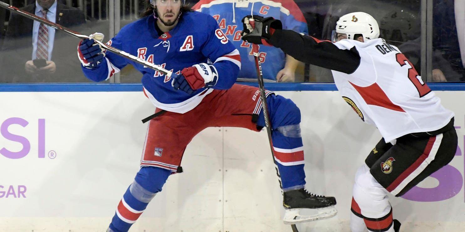 En påpassad Mika Zibanejad i Madison Square Garden under måndagens match.