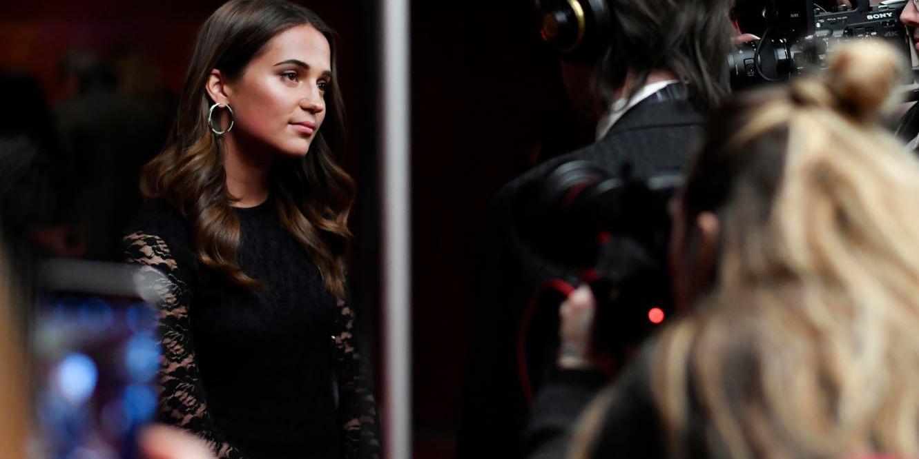 "Vi har insett att vi är systrar", sade Alicia Vikander om sina skådespelarkollegor när hon talade på invigningskvällen för Göteborgs filmfestival.