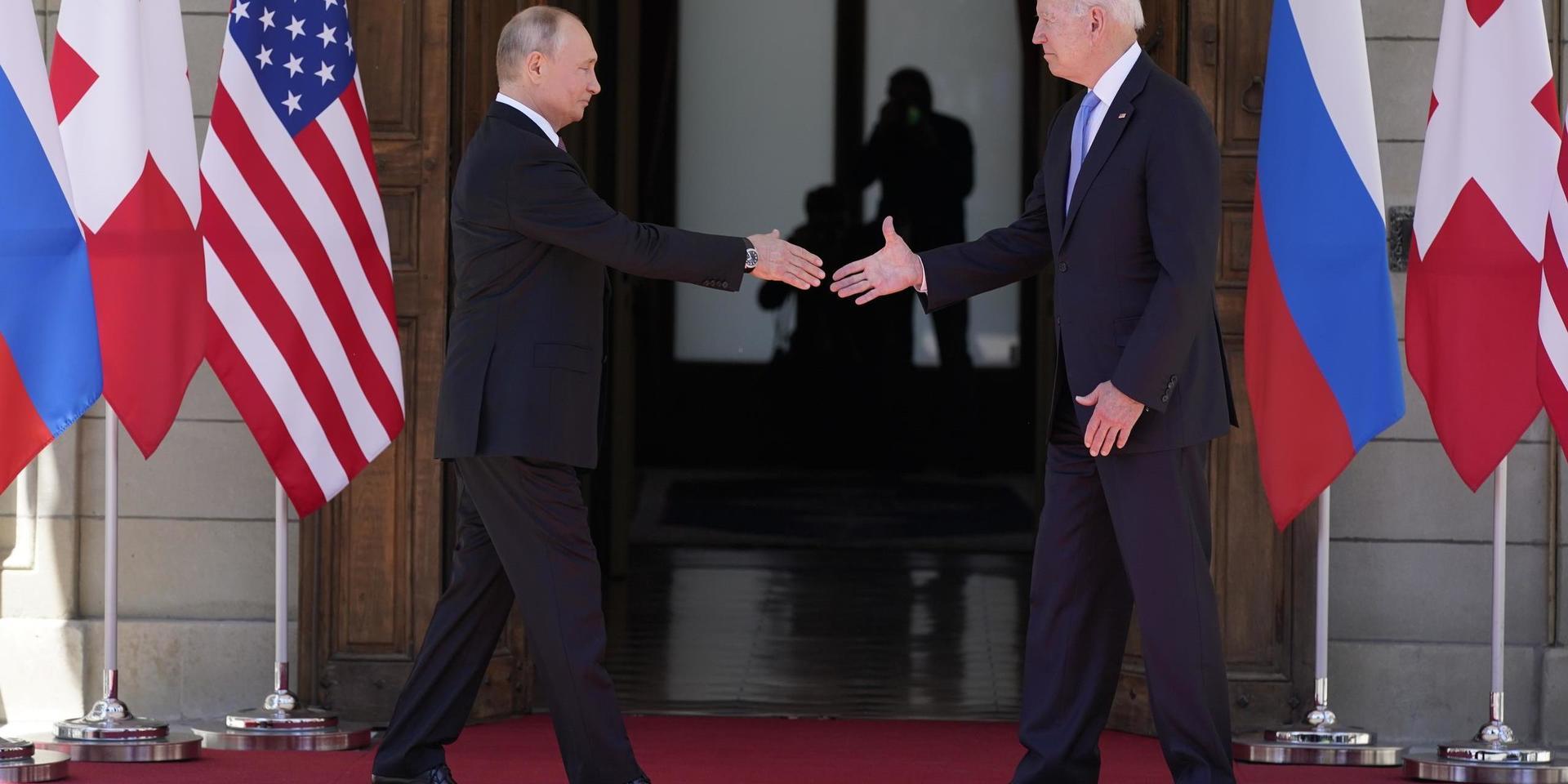 Joe Biden och Vladimir Putin.