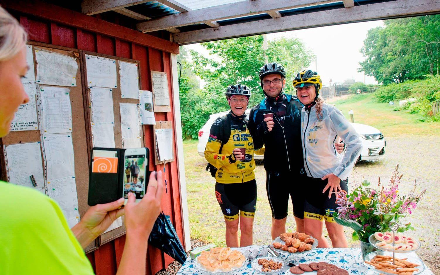 Carina Nåbo, Magnus Thomsen och Madelene Thomsen från Träslövsläge var med i loppet som en rolig grej.