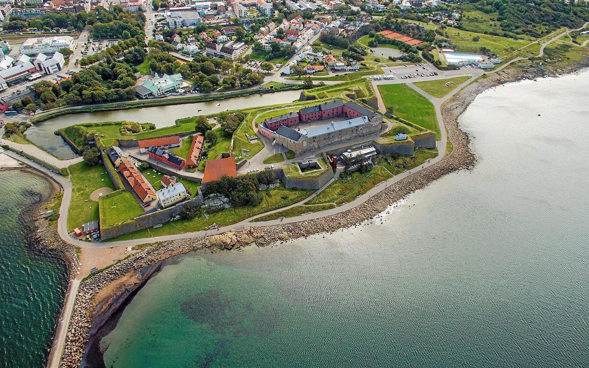 Det blir inga Medeltidsdagar i sommar och ingen julmarknad på Varbergs fästning, men Hallands kulturhistoriska museum kommer i alla fall att synas i tv på fredag och under helgen. Bild: Charlotta Sandelin