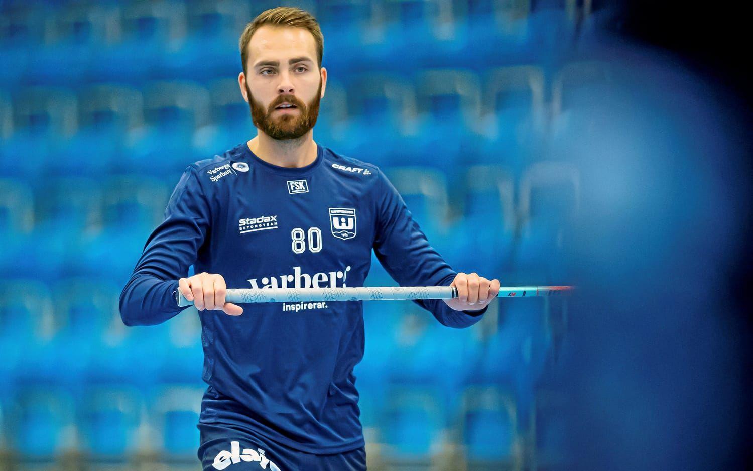 "Vissa perioder funkar jättebra och ibland har man blivit sängliggande en hel kväll efter matchen för att man har så ont”, säger forwarden.