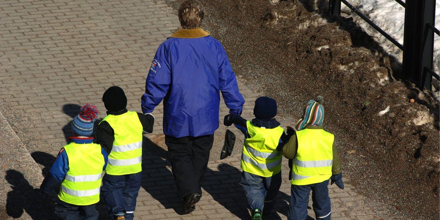 Möjligheten att välja dagmamma/pedagogisk omsorg som barnomsorg är en viktig fråga för Kristdemokraterna och något vi jobbat för länge, skriver insändarskribenterna.