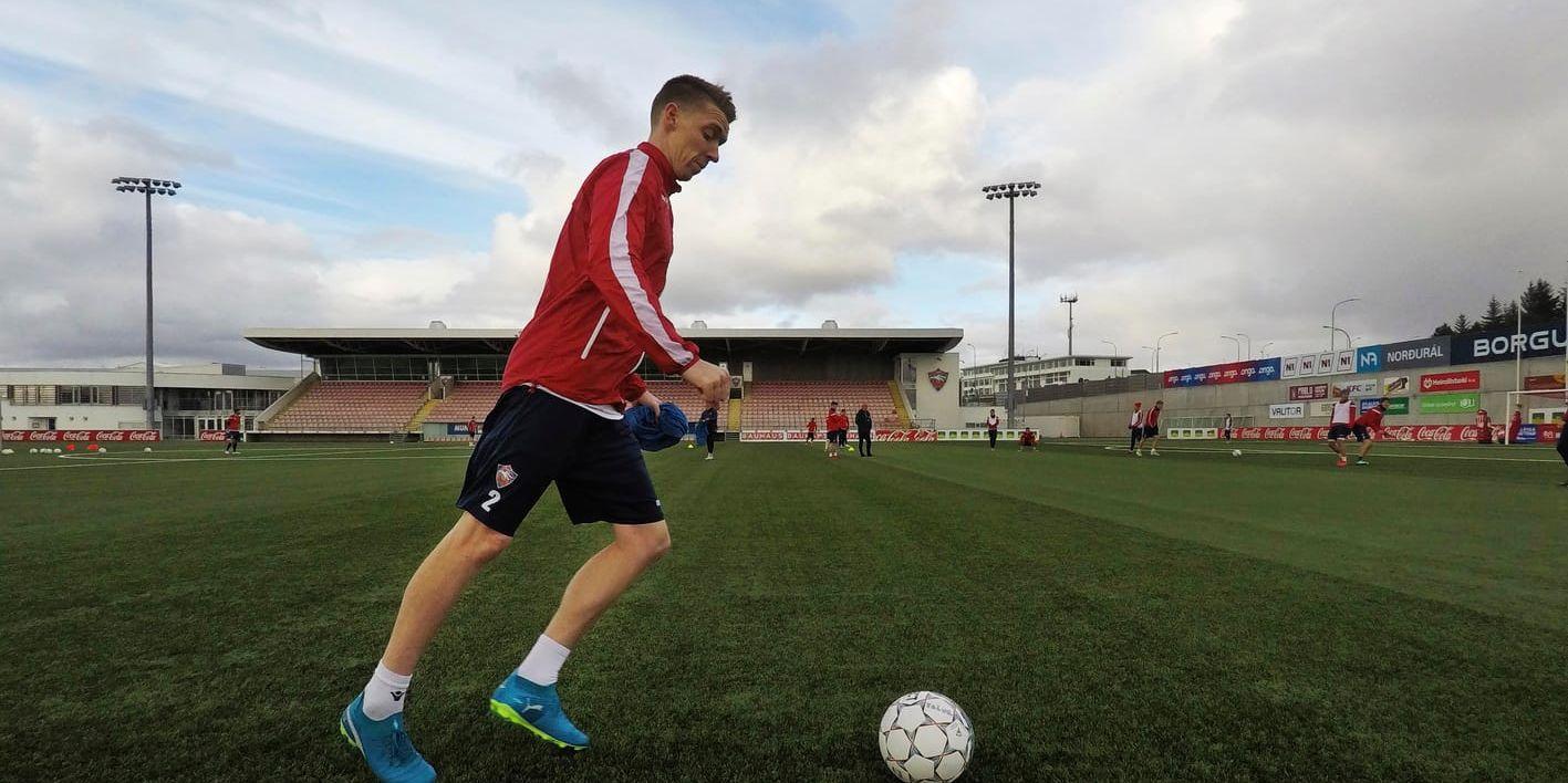 Valur-spelaren Birkir Sævarsson på en träning hemma i Reykjavik i våras. Nu har han och lagkamraterna besegrat Rosenborg.